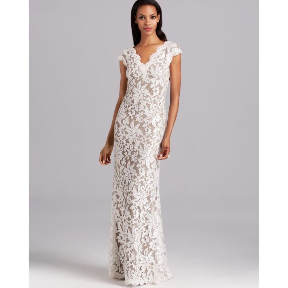 Tadashi Shoji V Neck Cap Sleeve Two-Tone Scalloped Sequin Gown White 14 Formal